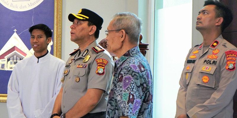 Kapolres Jakut Sambangi Gereja St. Yakobus, Toleransi Jadi Pesan Utama