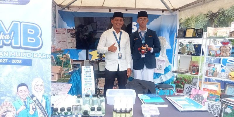 Sekolah Al Azhar Medan Ikutkan Robot Transporter pada Lomba Internasional di Taiwan Tahun Depan