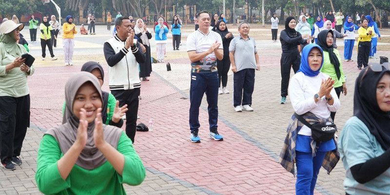 Pemkot Jakarta Timur Gelar Senam Terapi Sehat Ling Tien Kung 
