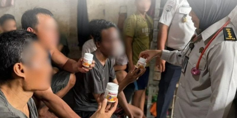 Dokter Keliling Sambangi Blok Hunian, Rutan Tanjung Pura Tindak Lanjuti Keluhan Warga Binaan